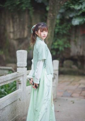 云边有个小卖部 电影_剧情片HD高清在线观看